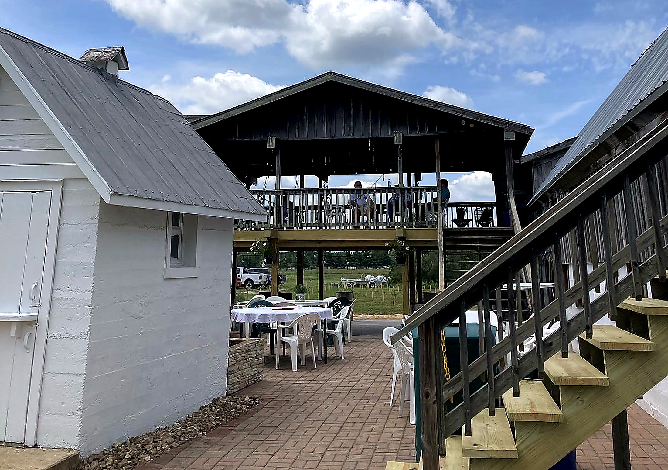 The winery courtyard between the barn buildings